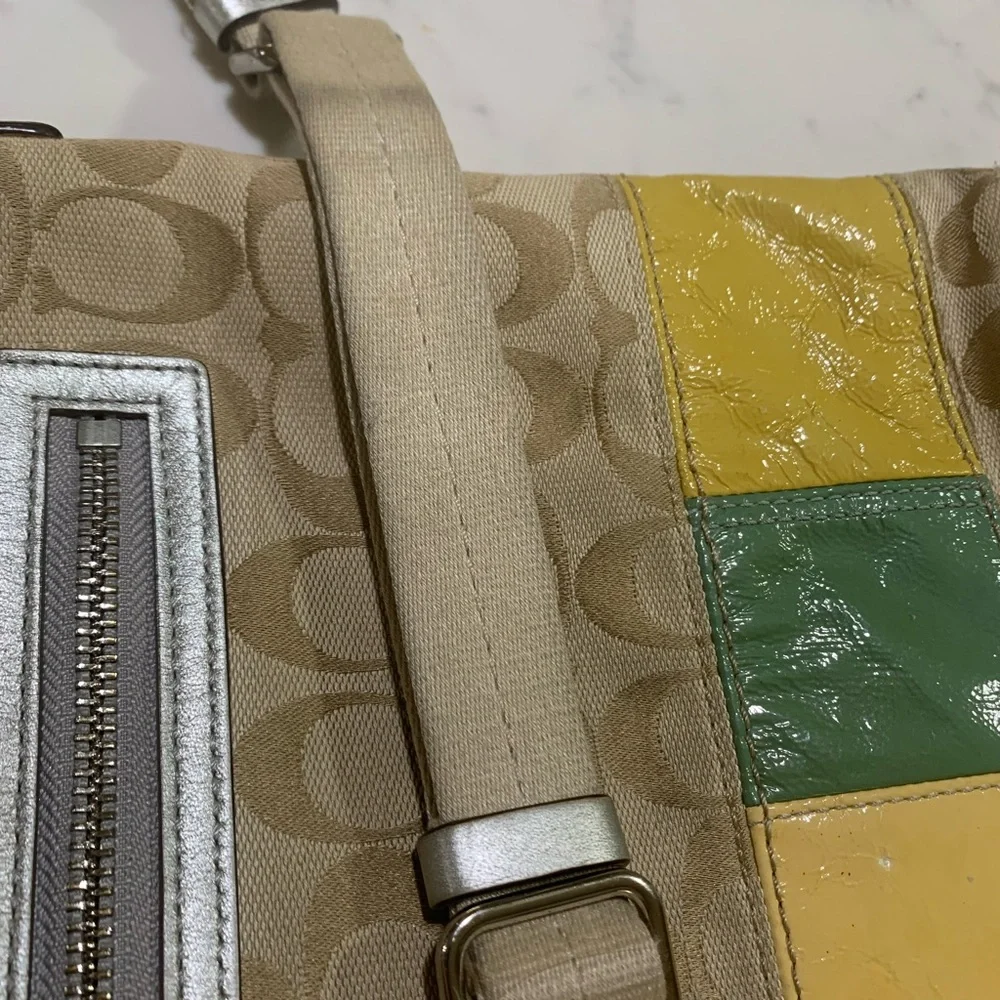 Loved🩷Coach Multicolor Crossbody Bag💛💚❤️💙 - Picture 6 of 9